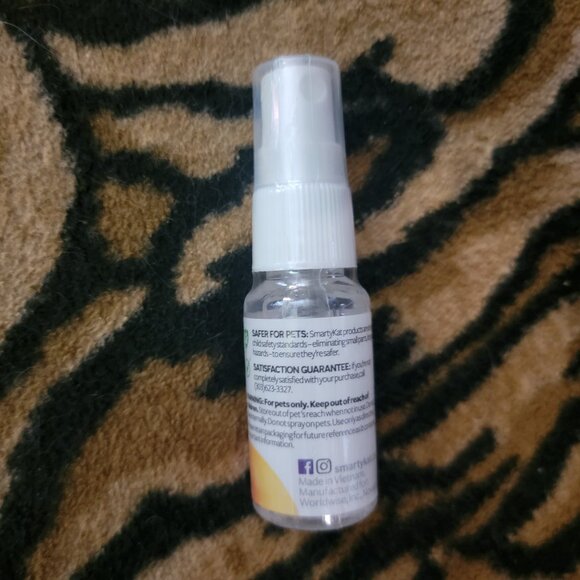 Catnip Spray Mini 0.5 oz New! - Picture 2 of 3